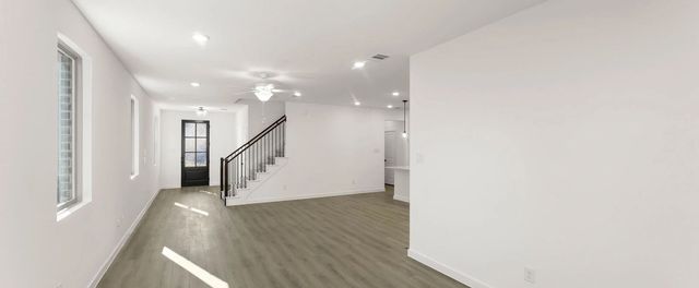 14149 Gallatin Street, Pilot Point, TX 76258