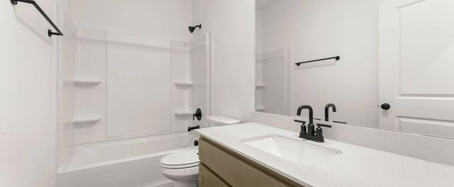 14149 Gallatin Street, Pilot Point, TX 76258