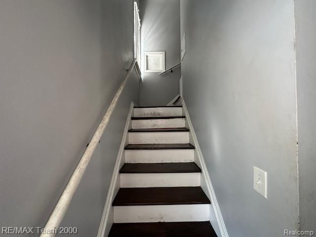 18453 Lauder Street, Detroit, MI 48235