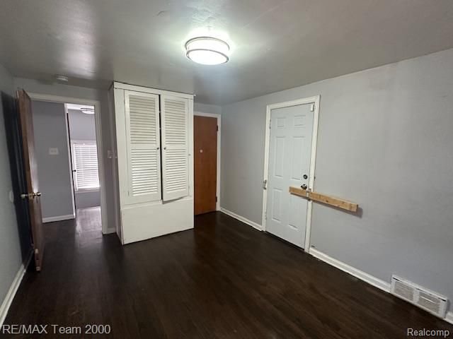18453 Lauder Street, Detroit, MI 48235