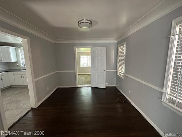 18453 Lauder Street, Detroit, MI 48235