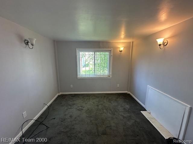 18453 Lauder Street, Detroit, MI 48235