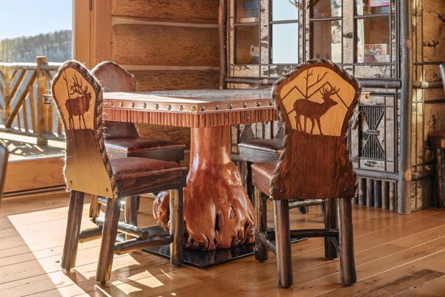 557 Trager Road, Jamaica, VT 05343