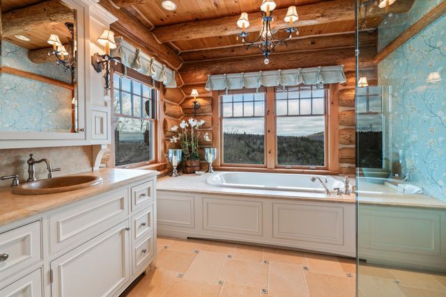 557 Trager Road, Jamaica, VT 05343