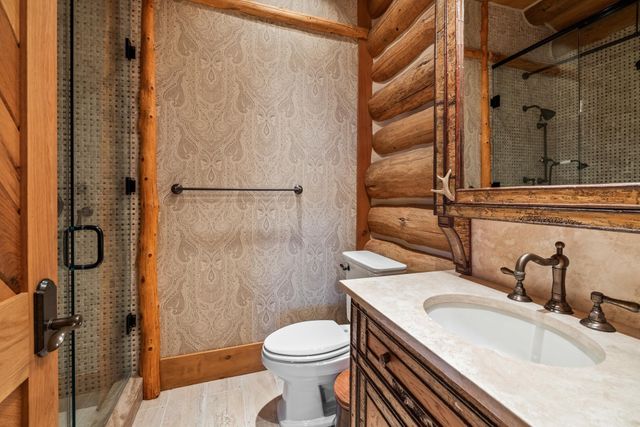 557 Trager Road, Jamaica, VT 05343