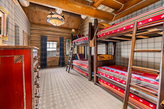 557 Trager Road, Jamaica, VT 05343