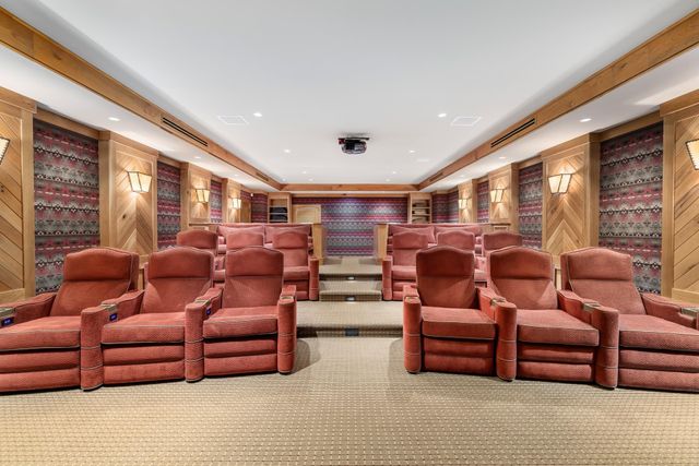 557 Trager Road, Jamaica, VT 05343