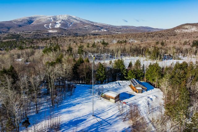 557 Trager Road, Jamaica, VT 05343