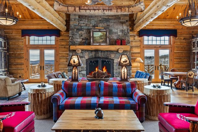 557 Trager Road, Jamaica, VT 05343