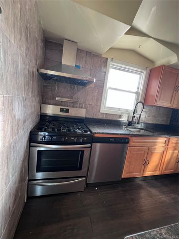 13018 228th Street, Laurelton, NY 11413