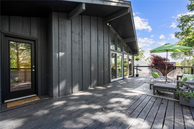 108 Sun Harbor Drive, Salina, NY 13088