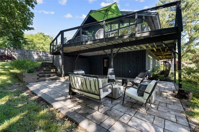 108 Sun Harbor Drive, Salina, NY 13088
