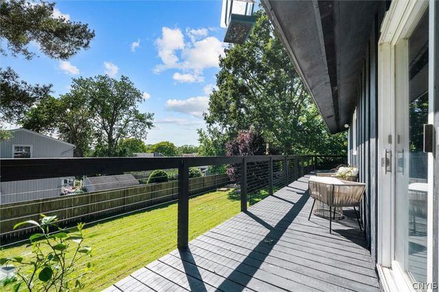 108 Sun Harbor Drive, Salina, NY 13088
