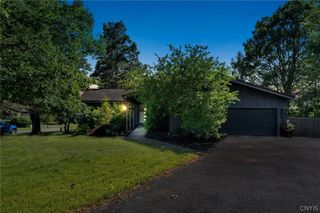 108 Sun Harbor Drive, Salina, NY 13088