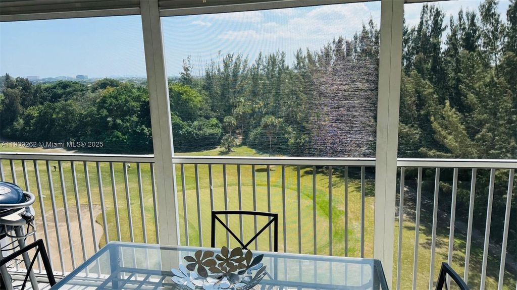 3150 N Palm Aire Dr 801, Pompano Beach, FL 33069