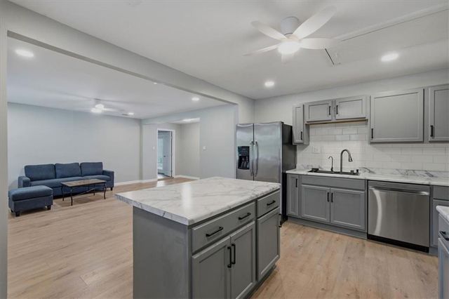 5118 Crest Drive, Kansas City, KS 66106