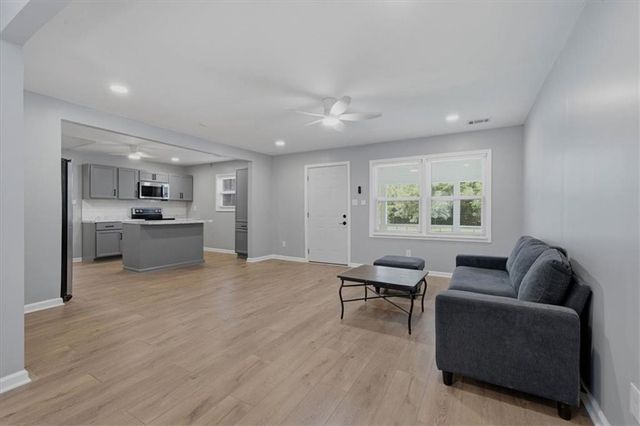 5118 Crest Drive, Kansas City, KS 66106