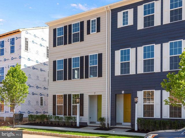 7 ANN ST, Carlisle, PA 17015