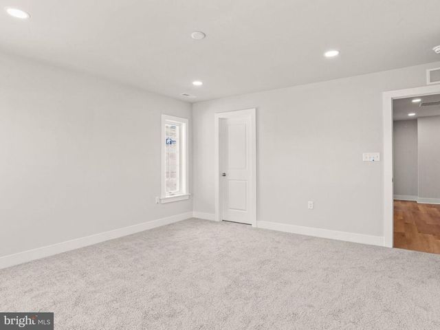 7 ANN ST, Carlisle, PA 17015