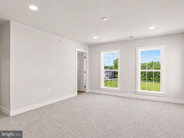 7 ANN ST, Carlisle, PA 17015