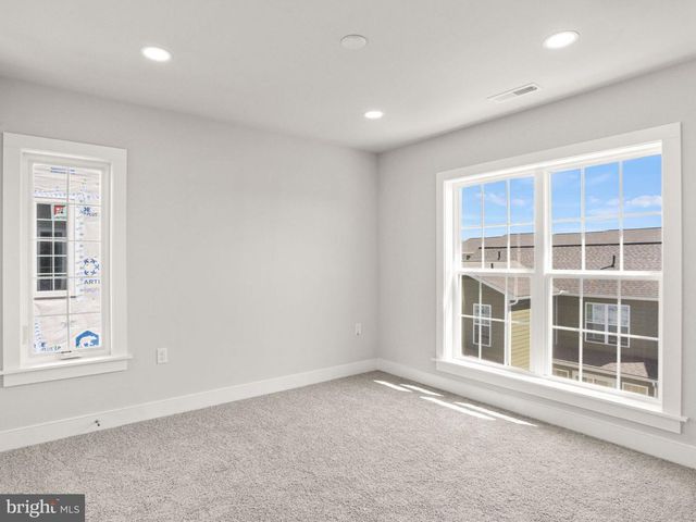 7 ANN ST, Carlisle, PA 17015