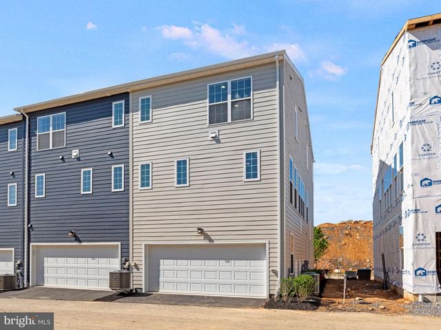 7 ANN ST, Carlisle, PA 17015