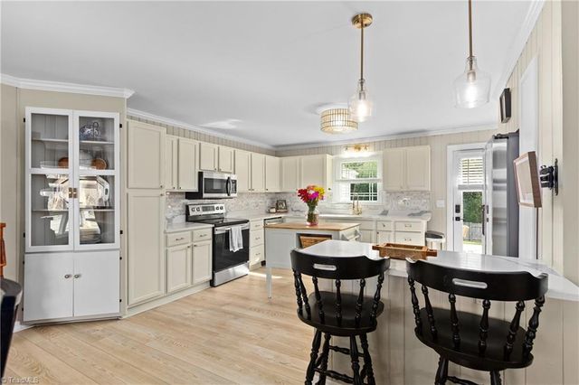 532 Lakeside Drive, Walnut Cove, NC 27052