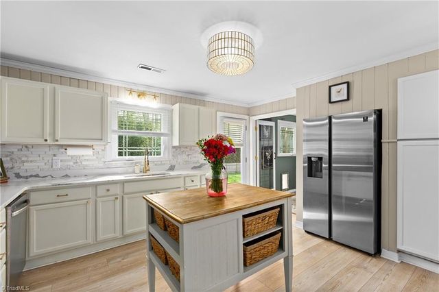 532 Lakeside Drive, Walnut Cove, NC 27052