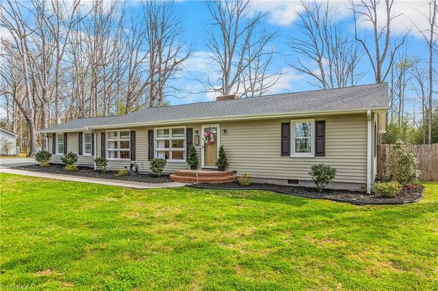 532 Lakeside Drive, Walnut Cove, NC 27052