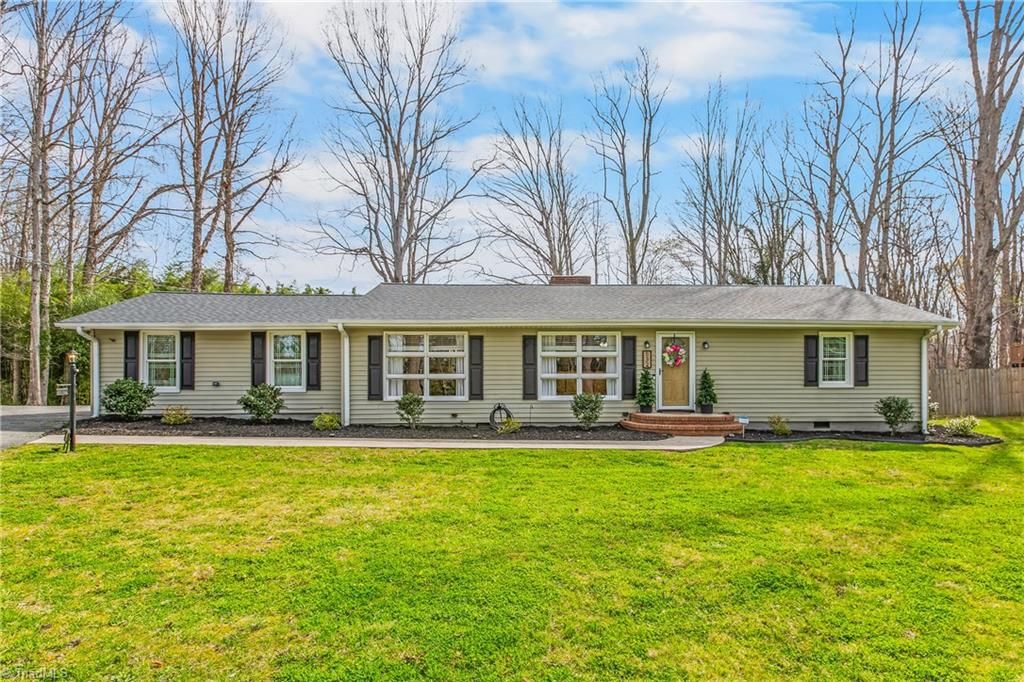 532 Lakeside Drive, Walnut Cove, NC 27052