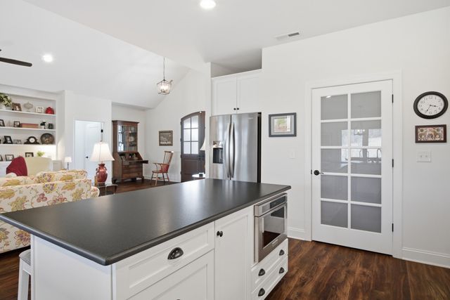 6671 Tanager LN, Dublin, VA 24084