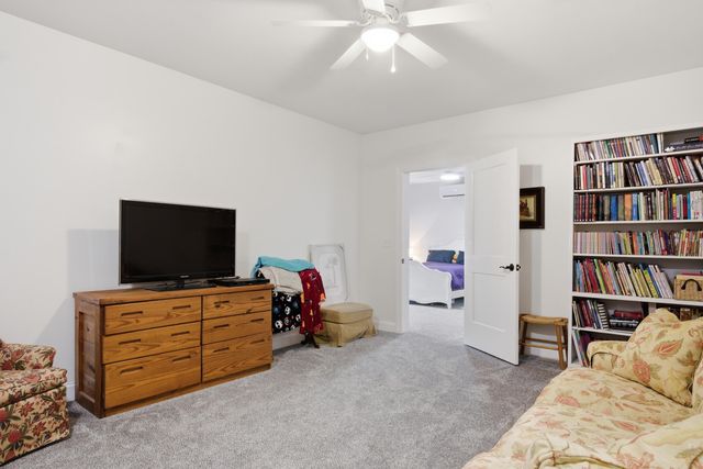 6671 Tanager LN, Dublin, VA 24084