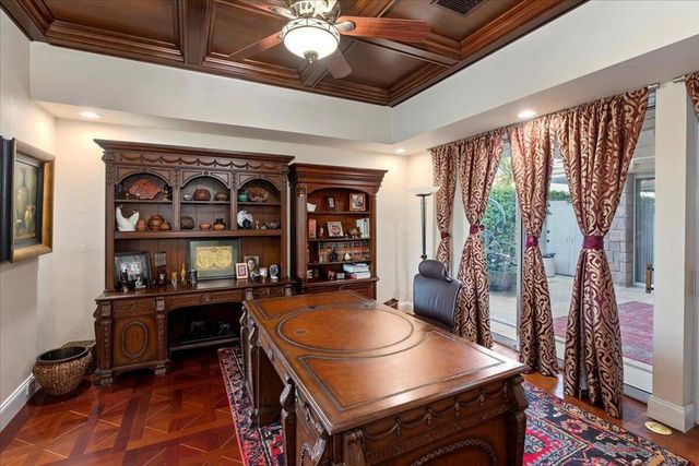 2 Deerfield Court, Rancho Mirage, CA 92270