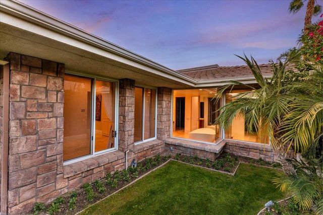 2 Deerfield Court, Rancho Mirage, CA 92270