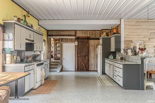 2145 W 050 N, Lagrange, IN 46761