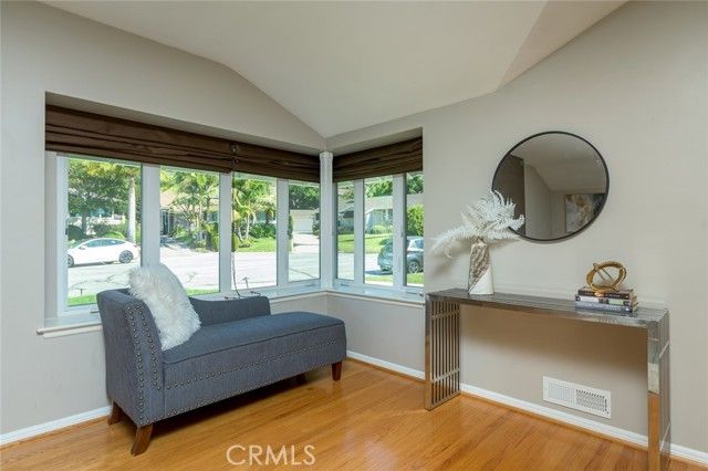 306 Parkwood Drive, Glendale, CA 91202