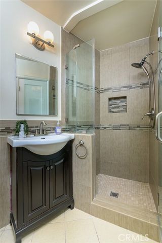 306 Parkwood Drive, Glendale, CA 91202