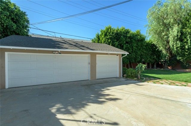 306 Parkwood Drive, Glendale, CA 91202