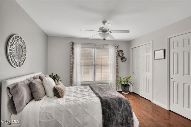 40 Stacey Way, North Greenbush, NY 12180