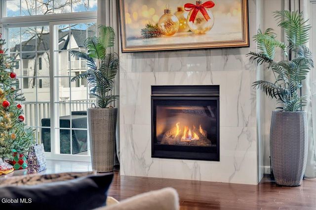 40 Stacey Way, North Greenbush, NY 12180