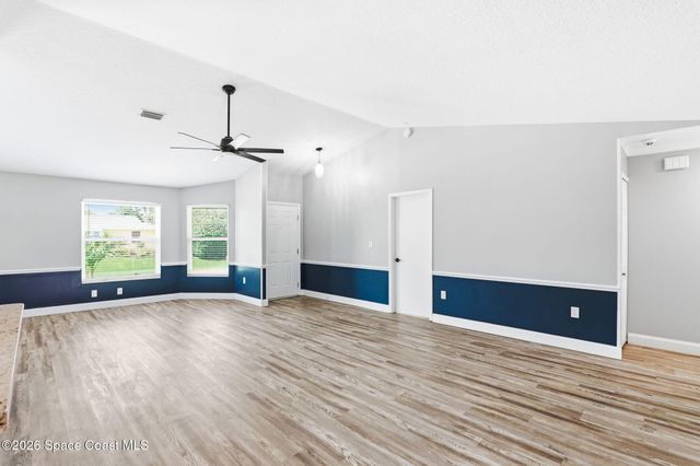 965 Elmont Street NW, Palm Bay, FL 32907