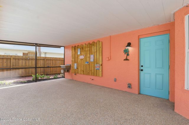 965 Elmont Street NW, Palm Bay, FL 32907