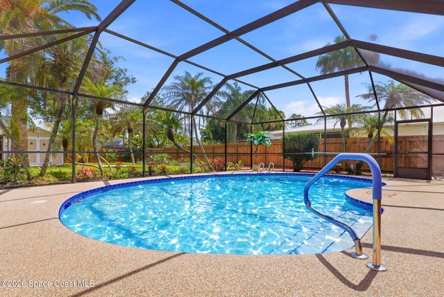 965 Elmont Street NW, Palm Bay, FL 32907