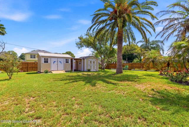 965 Elmont Street NW, Palm Bay, FL 32907