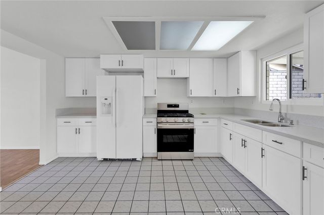 12421 Spring Valley Parkway, Victorville, CA 92395