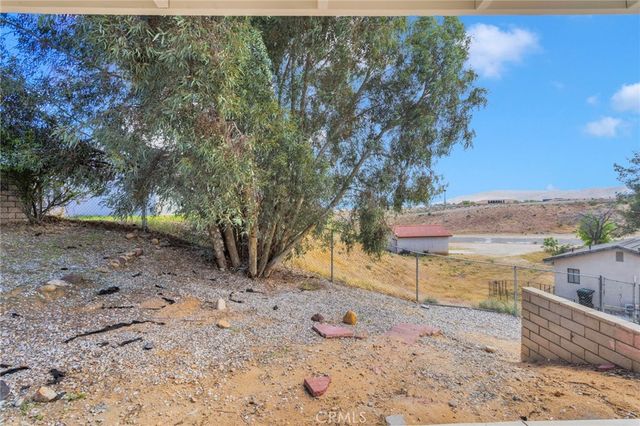 12421 Spring Valley Parkway, Victorville, CA 92395