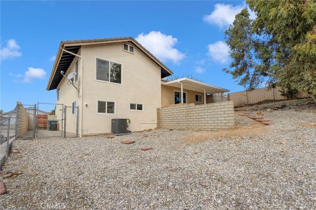 12421 Spring Valley Parkway, Victorville, CA 92395