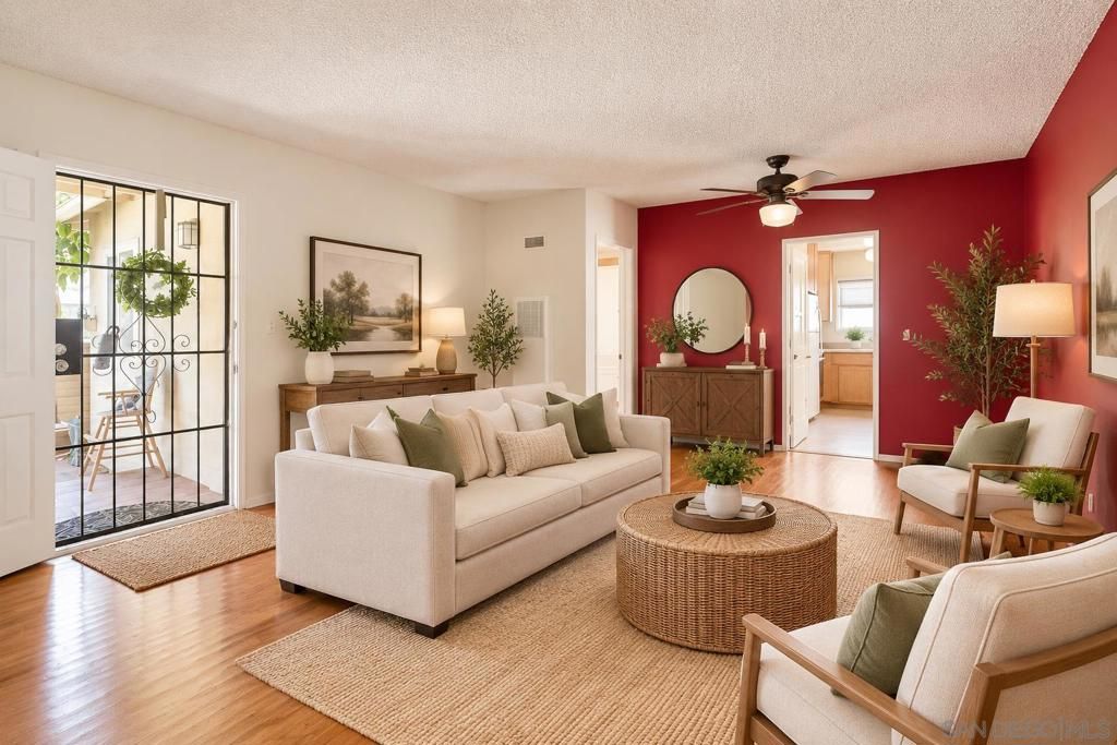 Image 3 of property listing at 3522 Foursome Dr, La Mesa, CA 91941