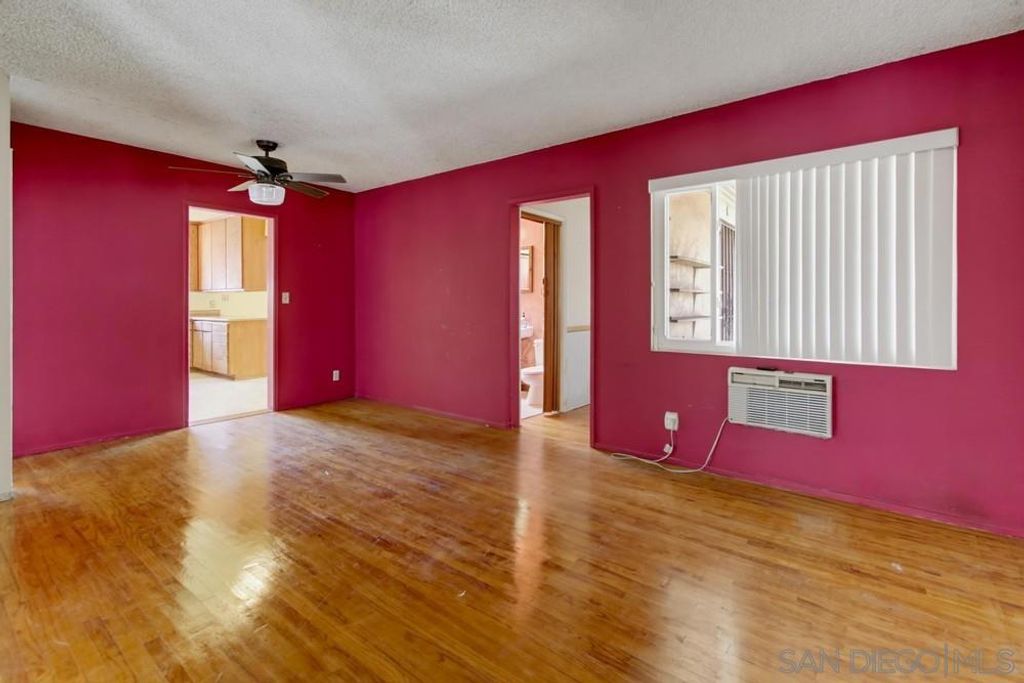 Image 5 of property listing at 3522 Foursome Dr, La Mesa, CA 91941