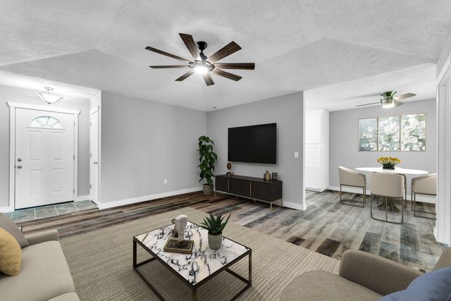 3813 W Harrison Street, Springfield, MO 65802